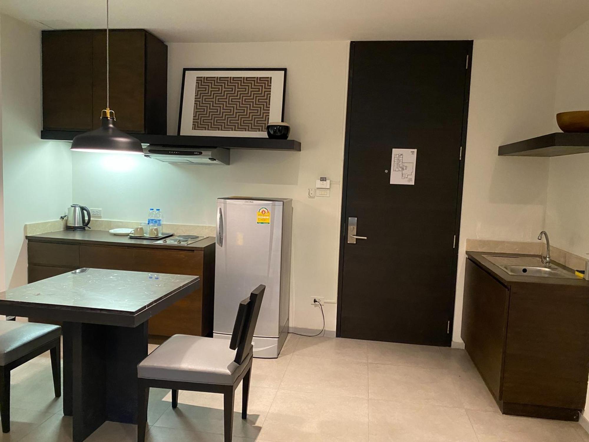 Cgcasa Hotel Bangkok Værelse billede